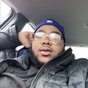 Meet your Posher, Devone